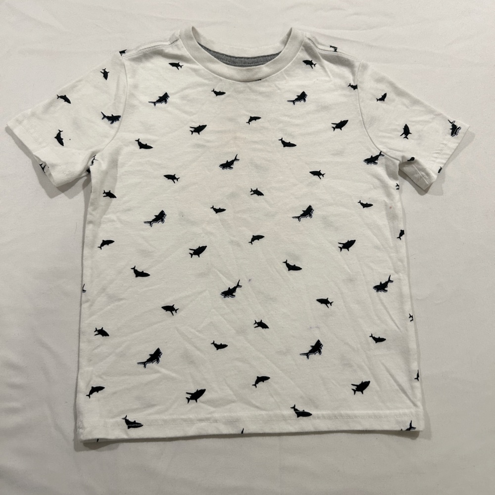 Kids shark teeshirt